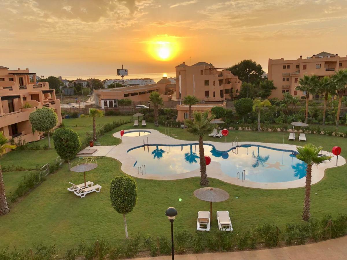 Estepona - Casares Beach Golf Apartments Exterior photo
